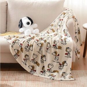 Peanuts Throw blanket- 55in x 70in by Berkshire Blanket and Home Co.